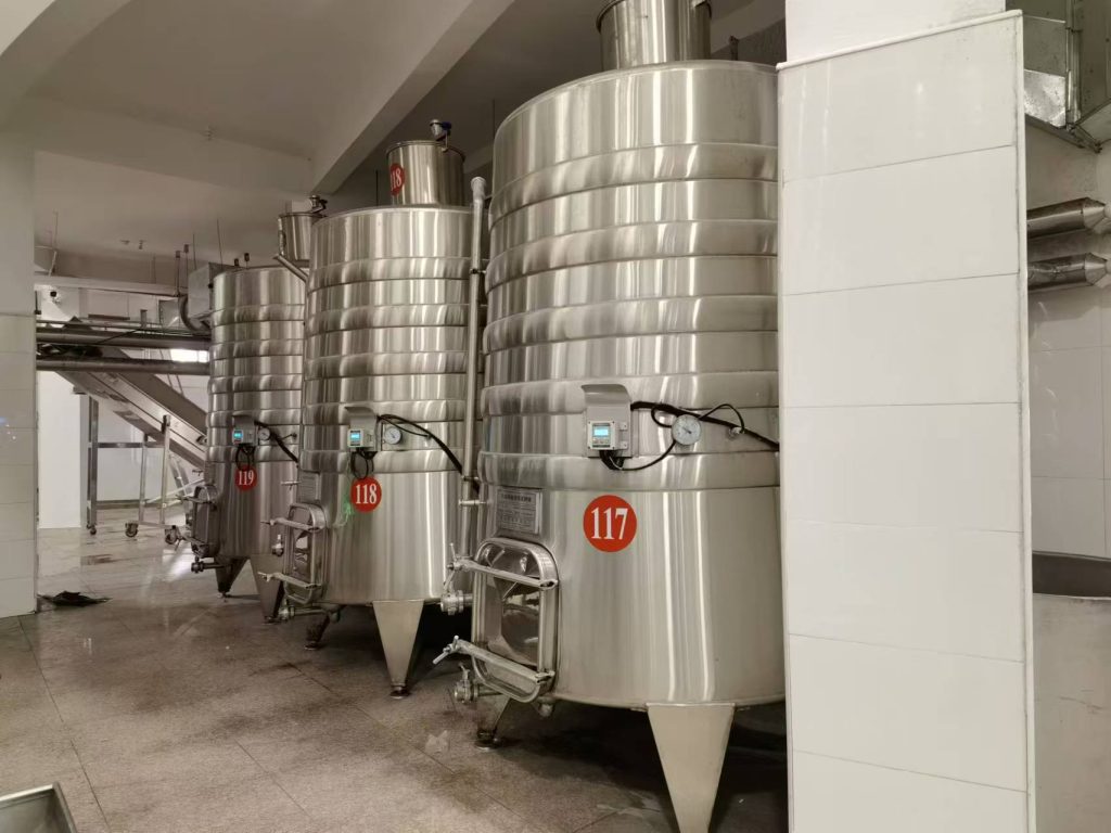 80HL wine fermentation tank