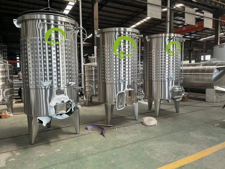 1400L variable capacity fermentation tanks