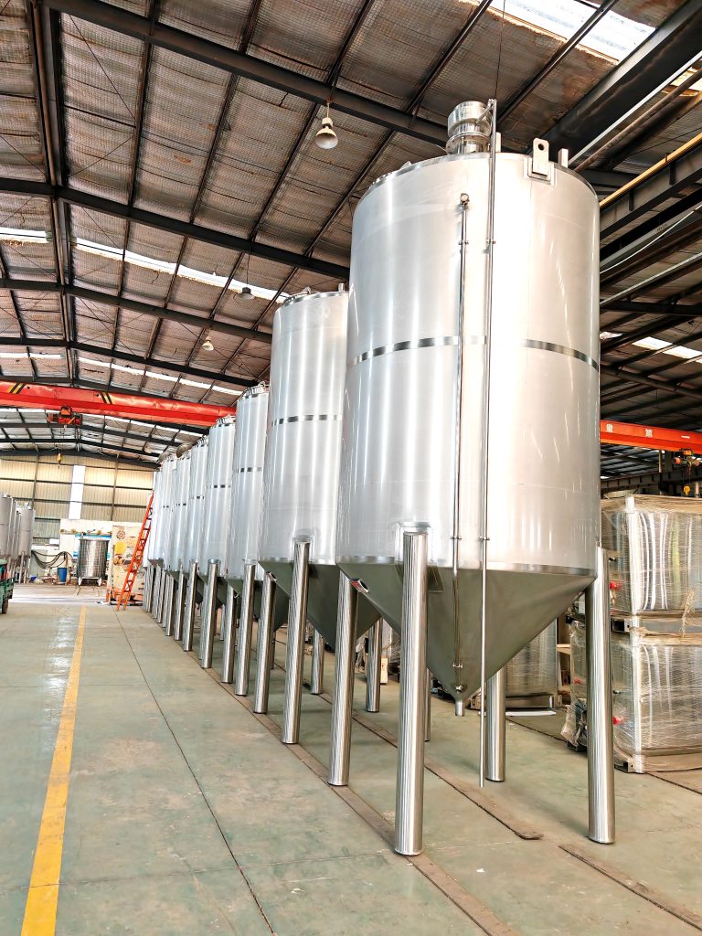 100HL yellow rice wine storage tanks