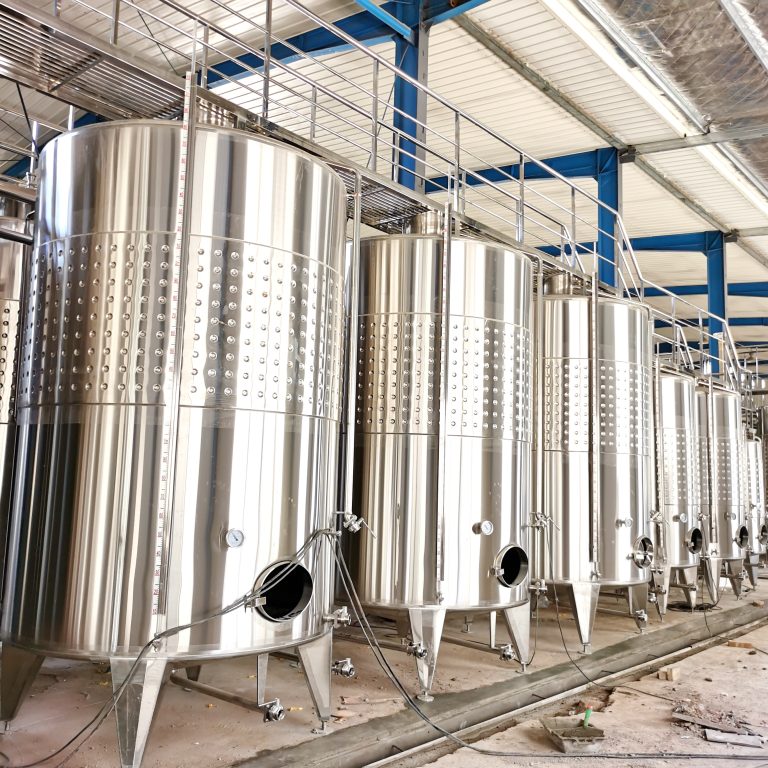 cider fermenting tanks