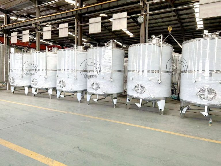 palm oil storage tanks