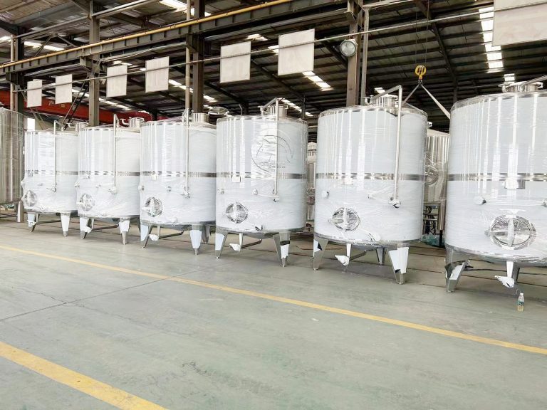 sunflower oil storage tank