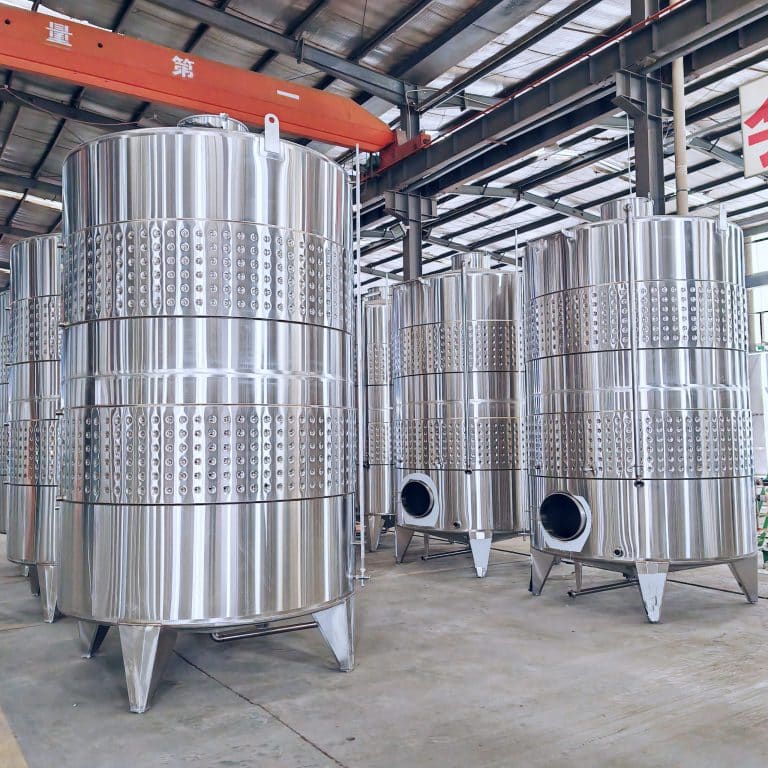 100HL-white-wine-fermenter-4L-scaled-1.jpg