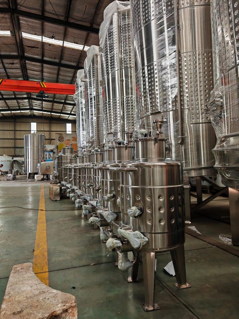 100L-wine-fermenters-scaled-1.jpg