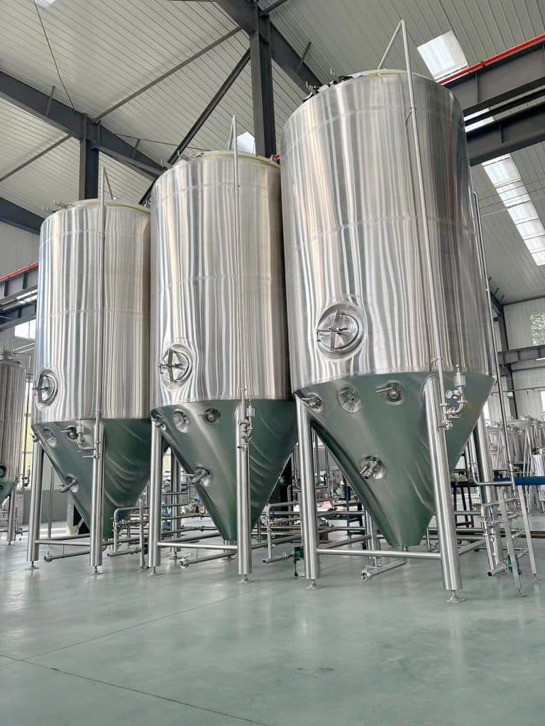 60bbl-beer-fermenters1.jpg