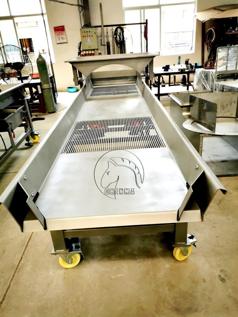 Vibrating Grape Sorting Machine