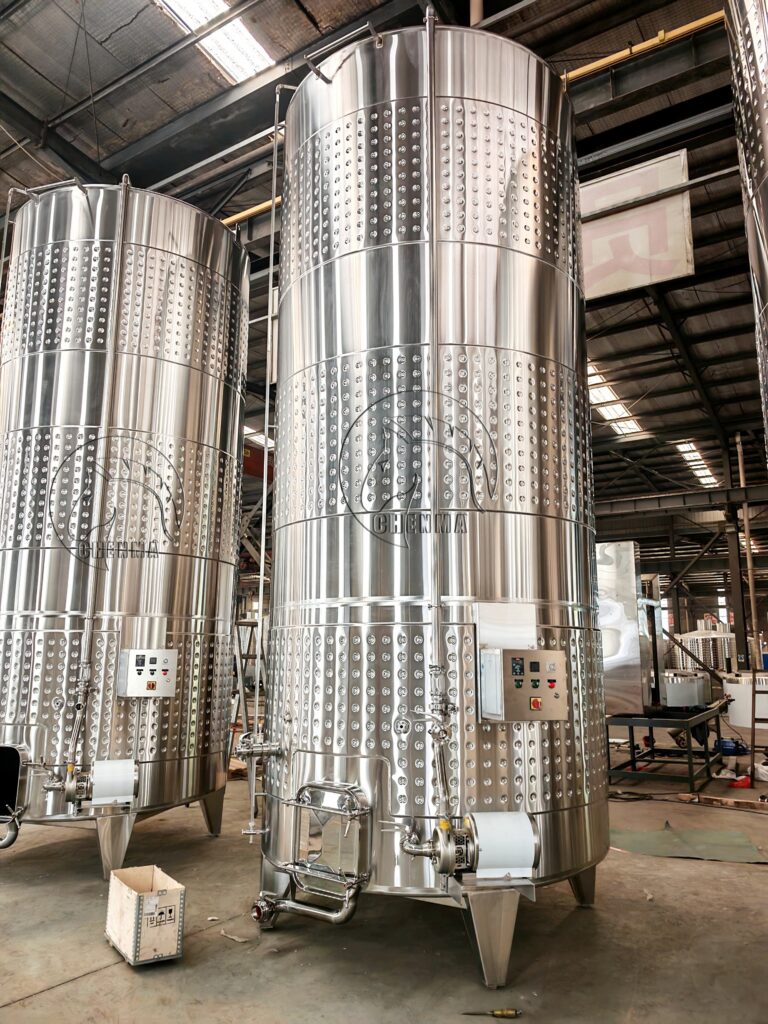 20000L pump-over red wine fermentation tanks