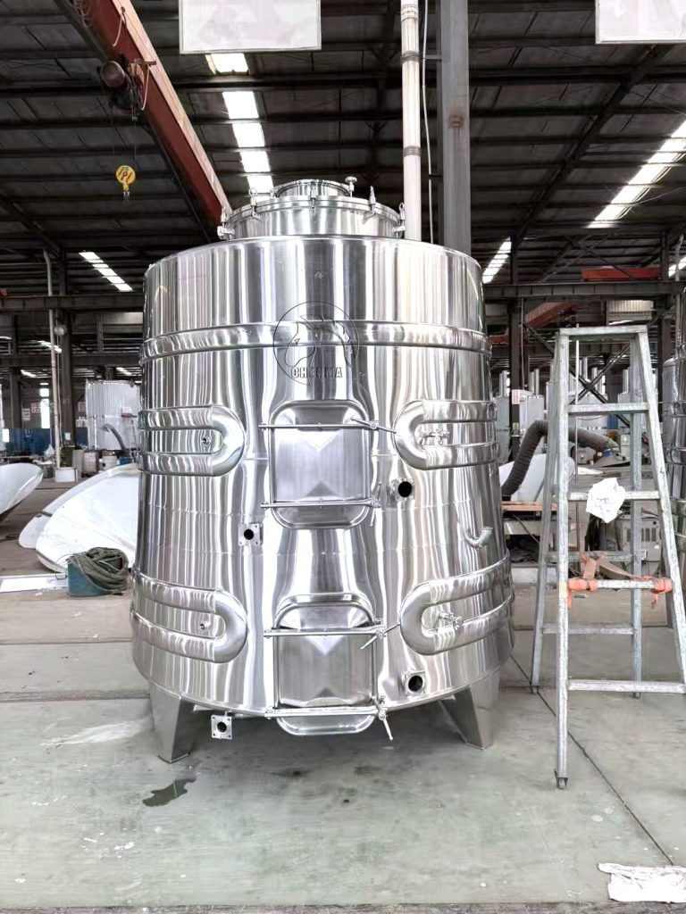 2000L+3000L red wine fermentation tank
