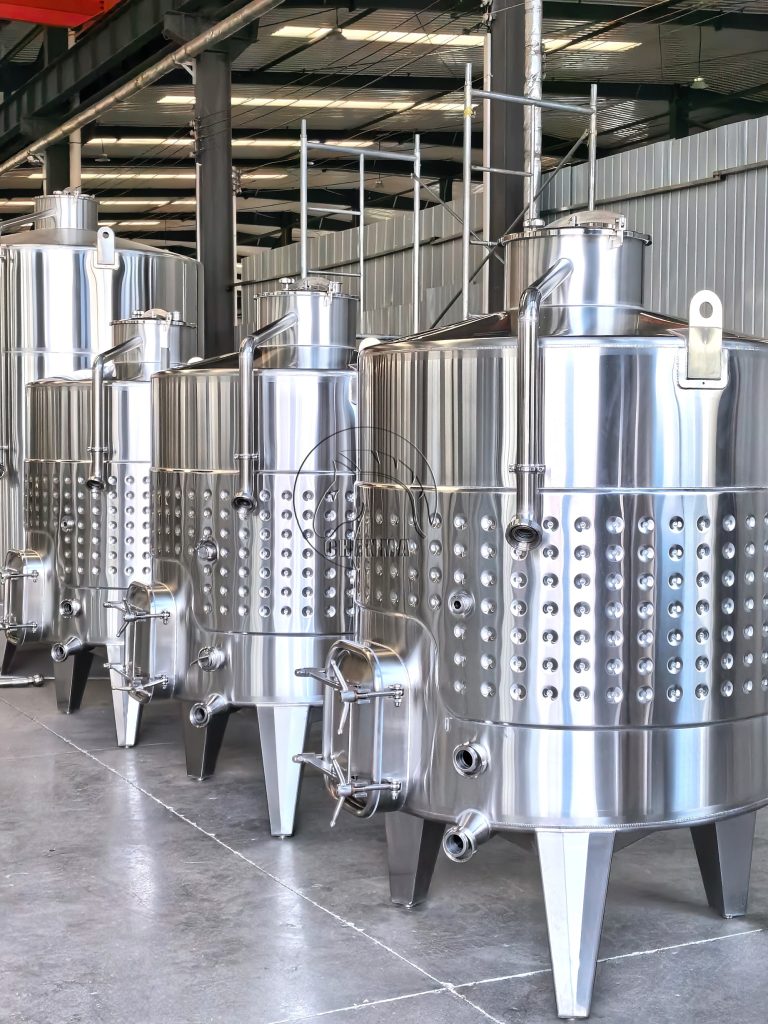 1500L red wine fermenter tanks