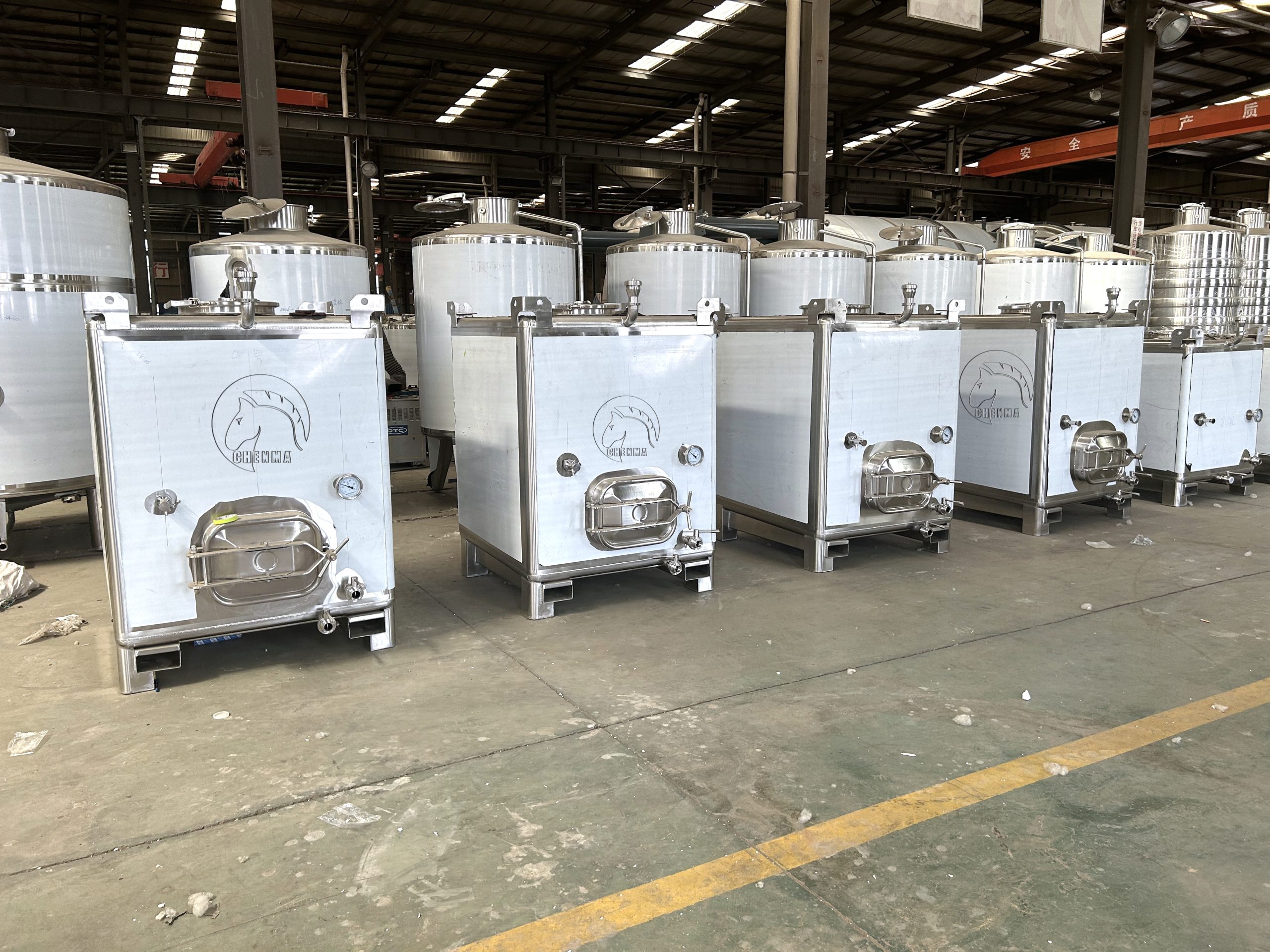 500L wine square tanks