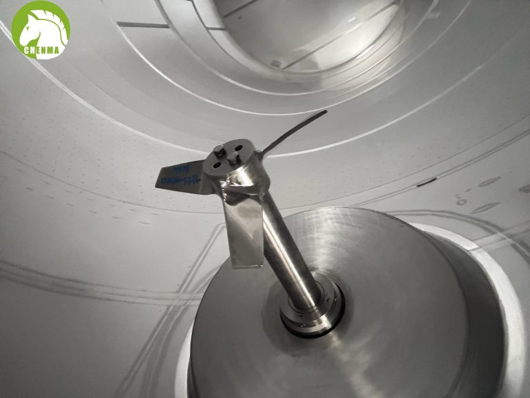side agitator for dairy milk silo